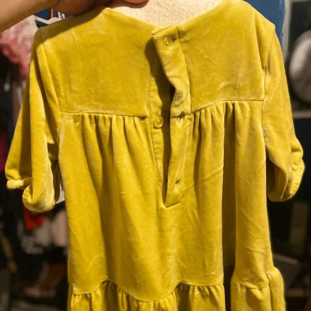 FUNDRAISER ITEM-Hanna Anderson Velvet dress girls size 5 chartruese - Picture 11 of 15
